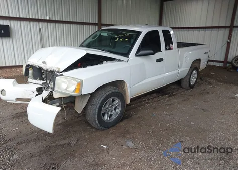 2007 Dodge Dakota Slt z USA, uszkodzony, nr VIN 1D7HW42K37S146937